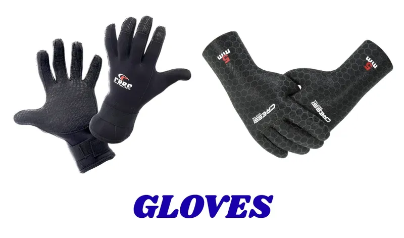 Paire de gants de plongée Cressi noirs et gris sur fond blanc