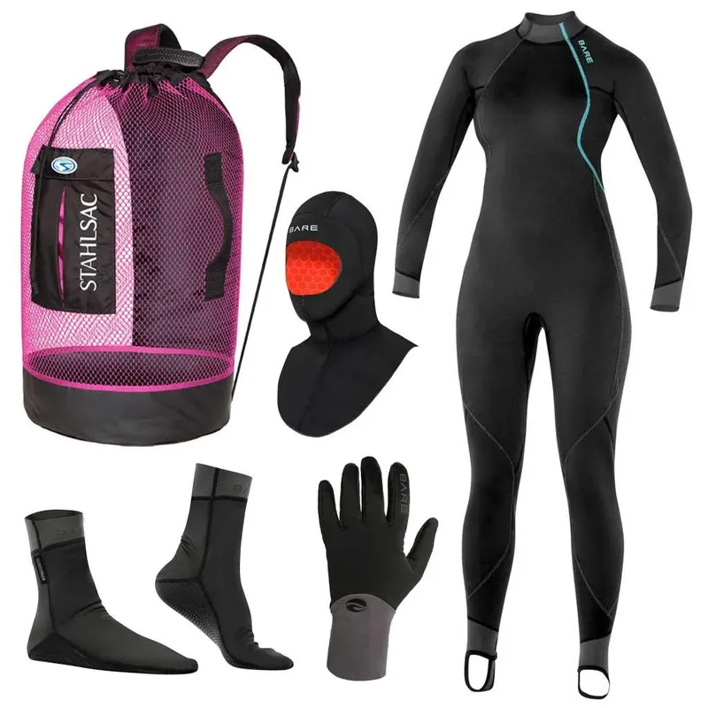 Equipement de plongée complet : combinaison, gants, cagoule et chaussettes