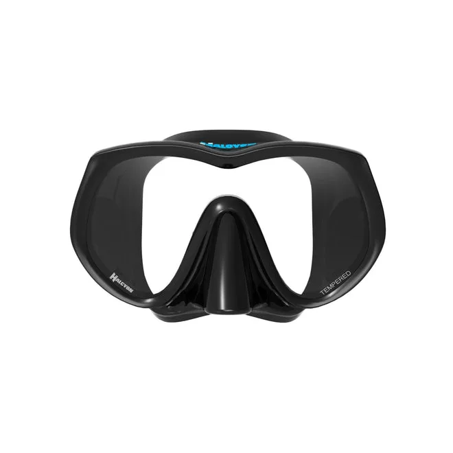 Masque de plongée noir avec détails bleus sur fond blanc