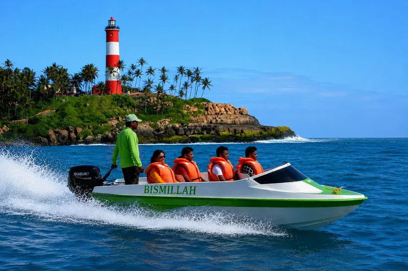 Un speedboat vert et blanc avec des passagers en gilets de sauvetage