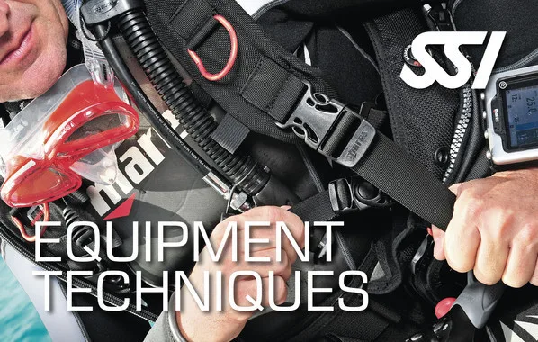 Equipement de plongée technique avec masque, détendeur et ordinateur de plongée