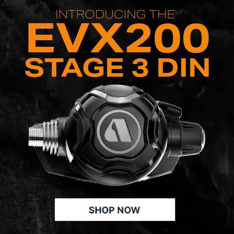 Detendeur de plongée EVX200 Stage 3 DIN noir sur fond sombre