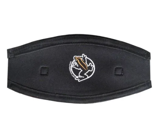 Protection de masque de plongée noire avec logo de lézard brodé