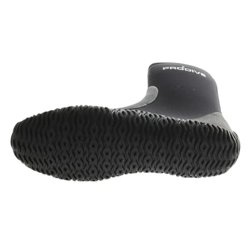 Chaussons de plongée noirs avec semelle texturée et logo ProDive