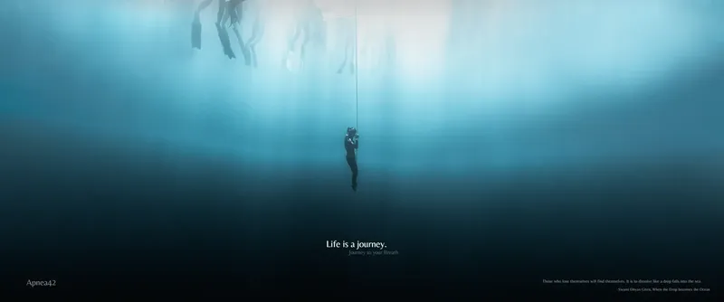 Apnée : plongeurs en immersion profonde dans un milieu aquatique bleuté