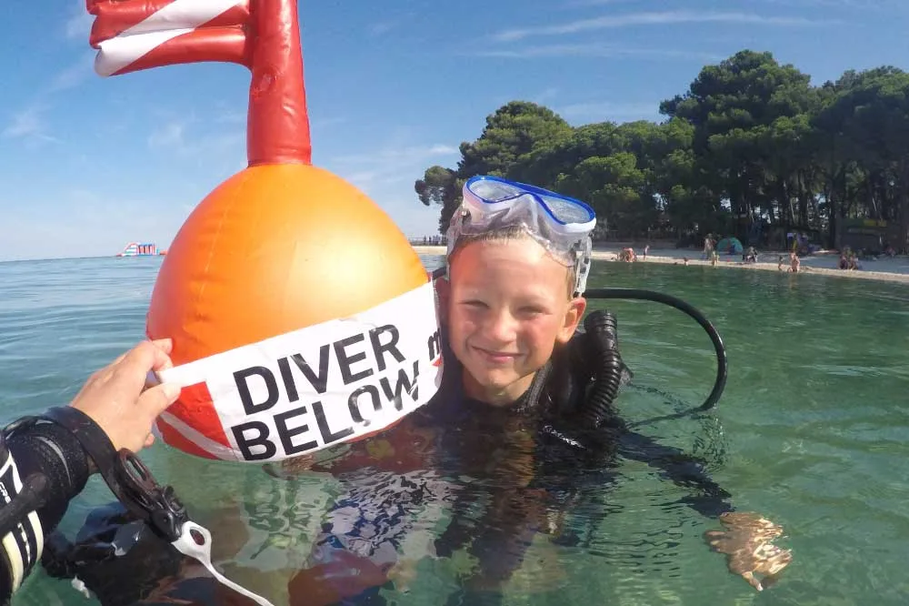 Caretta diving center