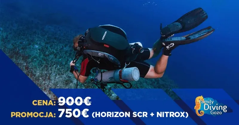 Plongeur en scaphandre explore un récifal sous-marin avec son équipement