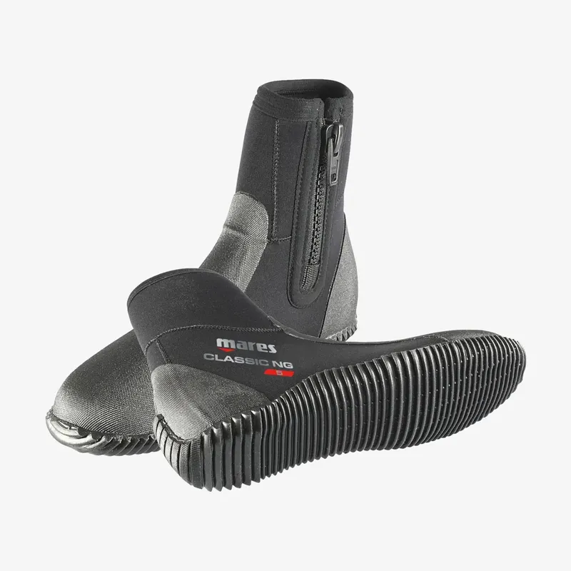 Chaussettes de plongée noires avec semelles texturées et fermeture éclair
