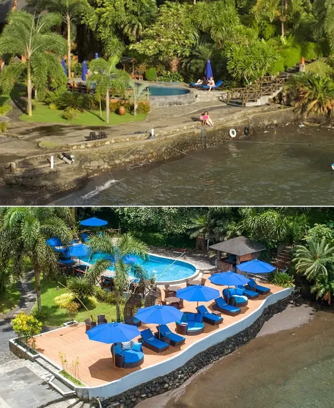 Vue aérienne d'une piscine et d'une plage avec des transats bleus