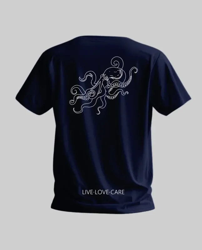 T-shirt bleu marine avec un dessin de poulpe blanc sur le dos