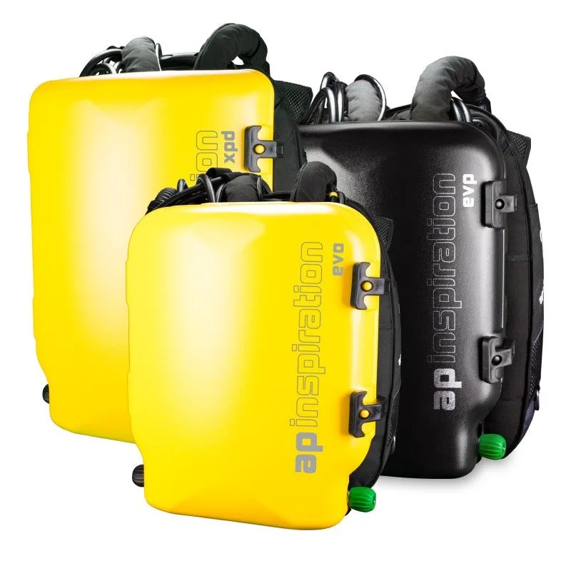 Equipement de plongée rebreather jaune et noir, prêt à l'utilisation