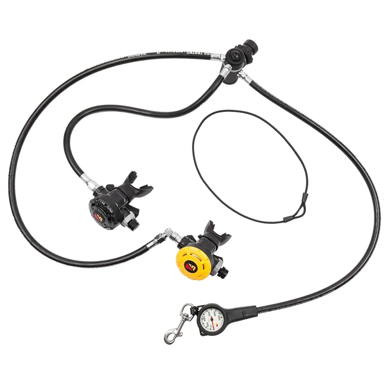 Equipement de plongée complet : détendeur, manomètre et octopus