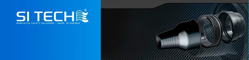 Pièces métalliques noires sur fond texturé, logo Si Tech bleu