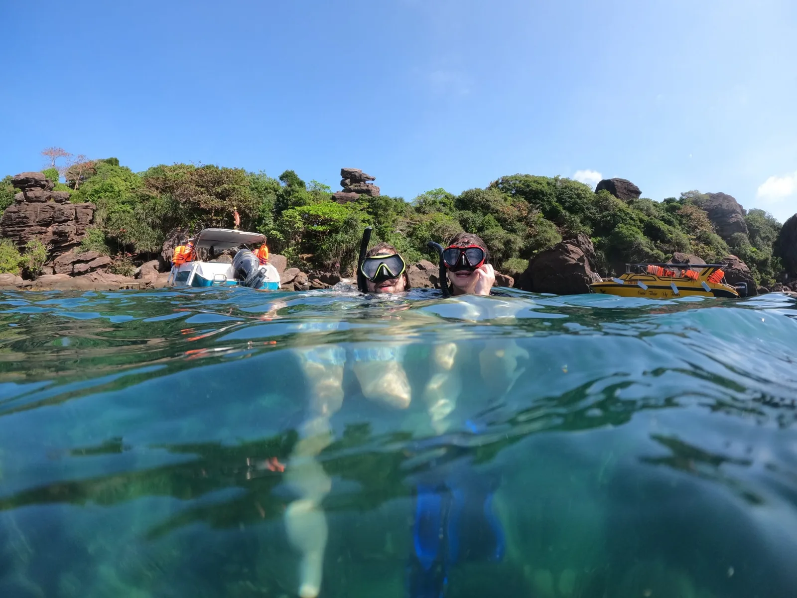 Kimie's Tours - Snorkeling, diving, & hiking