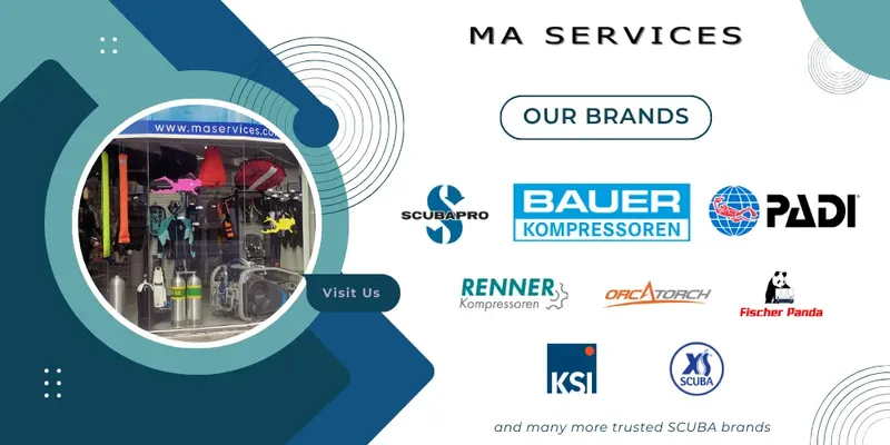 Boutique de plongée avec équipements, logos de marques partenaires et informations