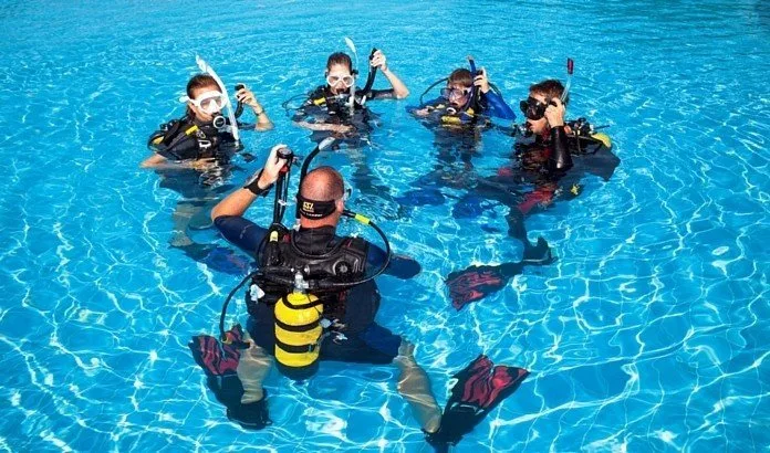 Ayla Dive Center