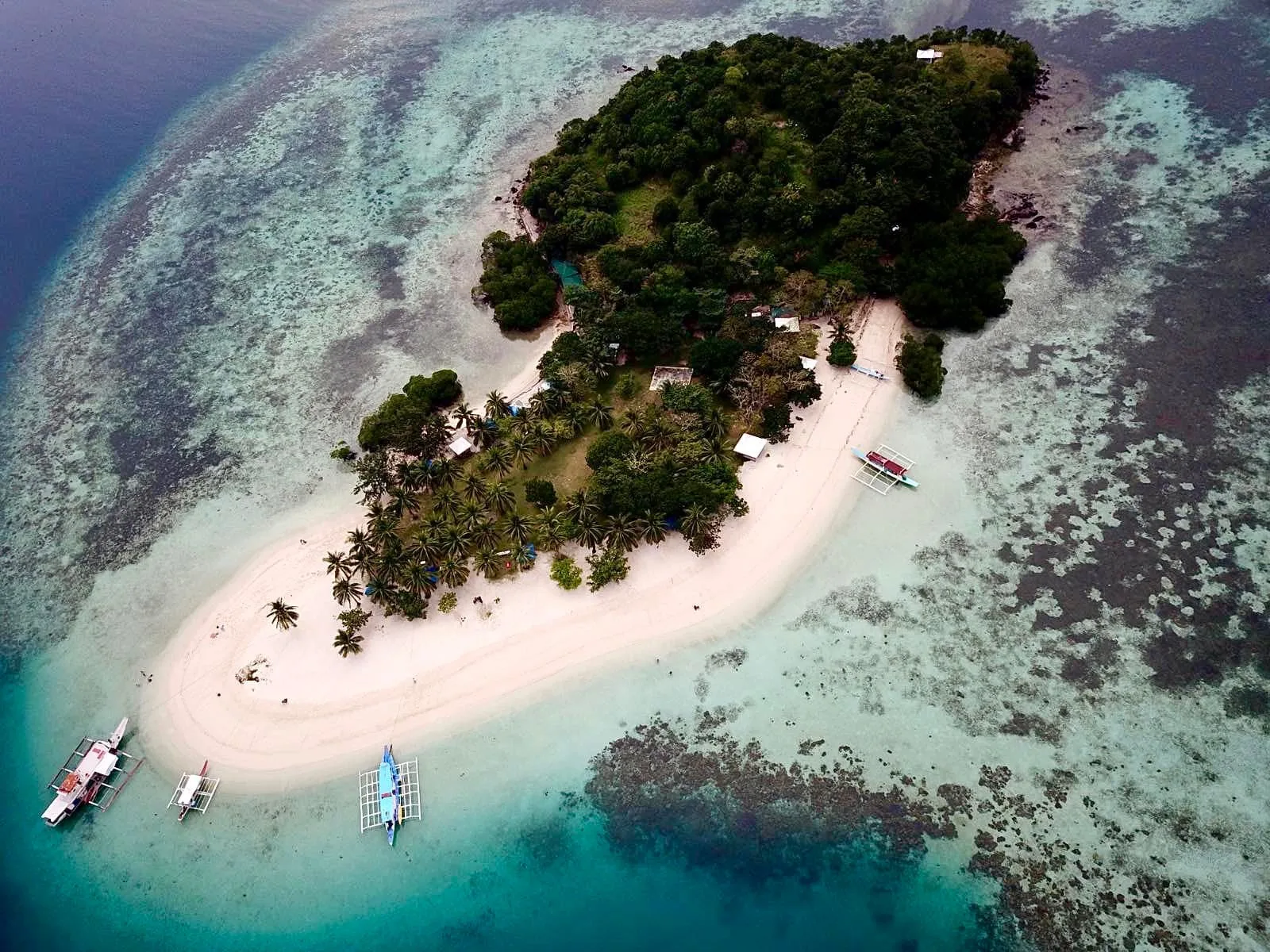 Skylodge Dive Shop