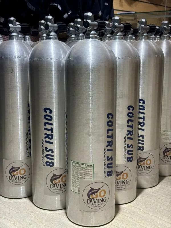 Bouteilles de plongée en aluminium Coltri Sub avec logos Go Diving