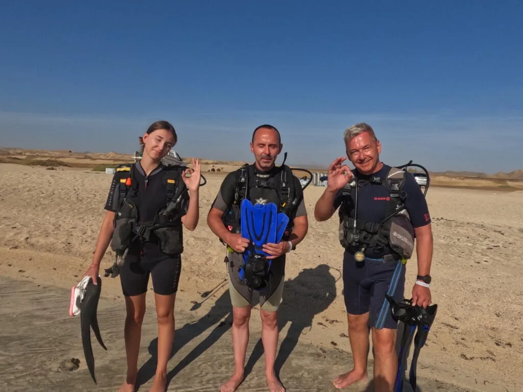 Coral Reef Divers