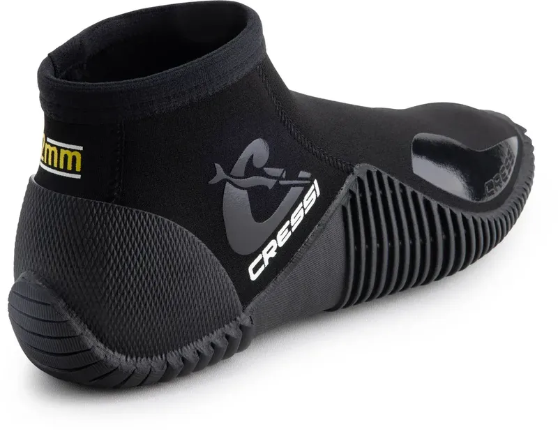 Chaussette de plongée noire Cressi avec logo et indication d'épaisseur