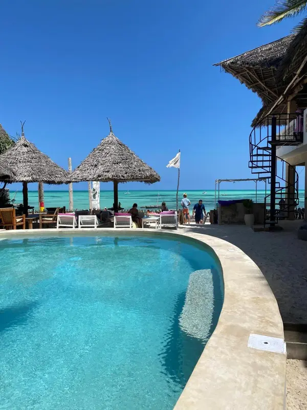 Blue Reef Sport & Fishing Lodge and Bungalows