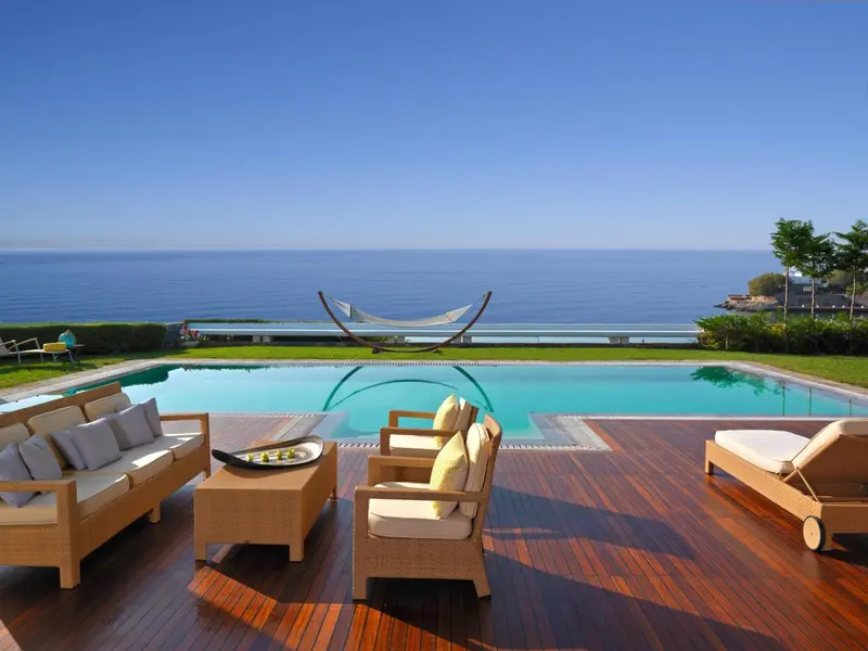 Grand Resort Lagonissi