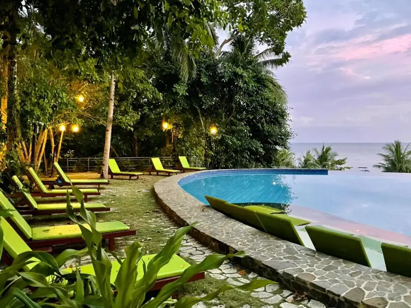 Amun Ini Beach Resort & Spa