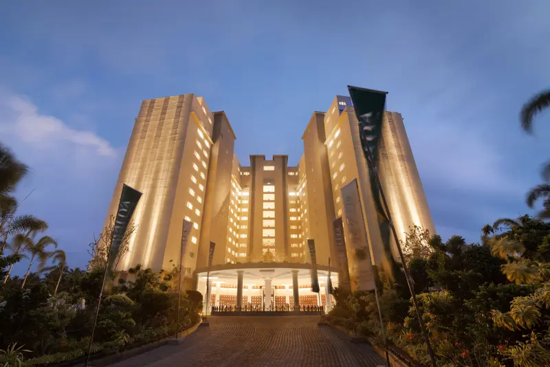 Araliya Beach Resort & Spa Unawatuna- Where you meet the sea all year