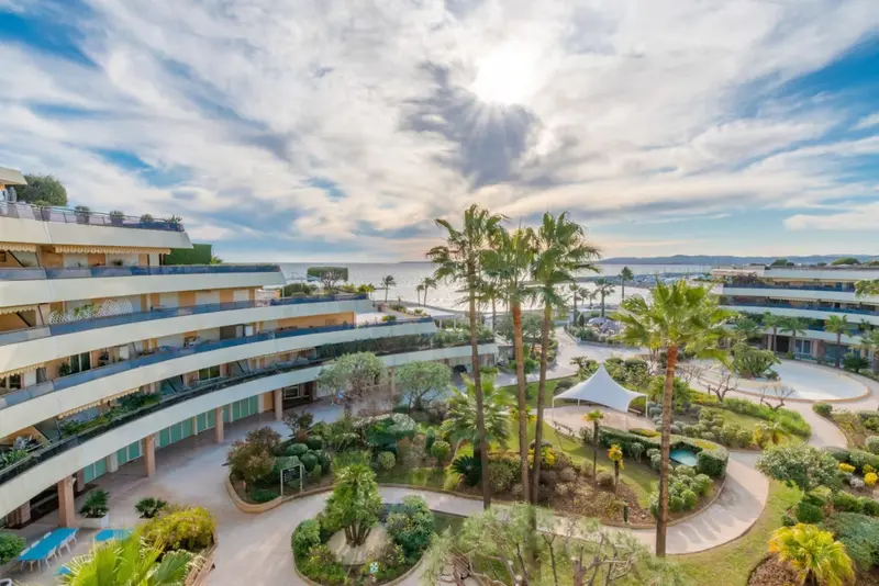 Holiday Inn Nice-Port St Laurent by IHG