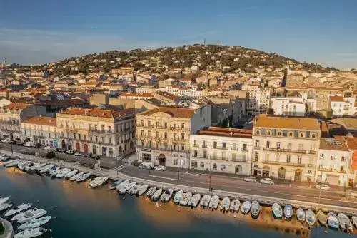 Le Grand Hotel