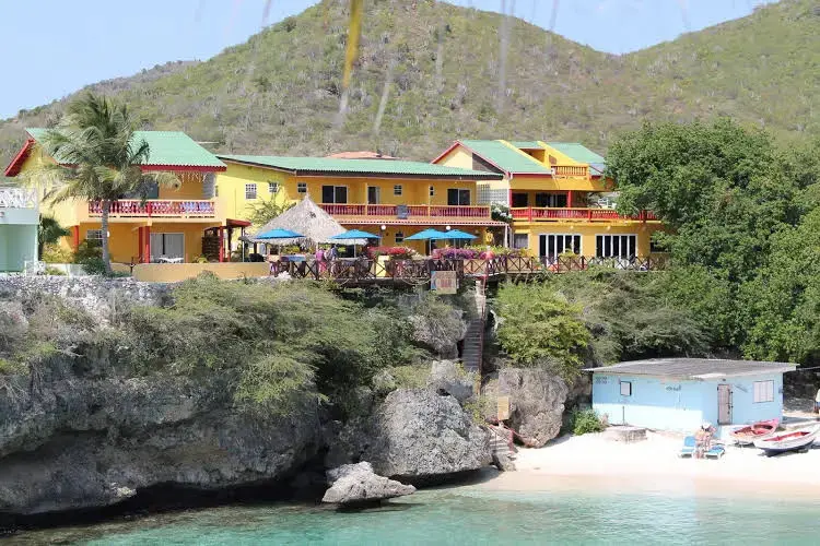 Lagoon Ocean Resort