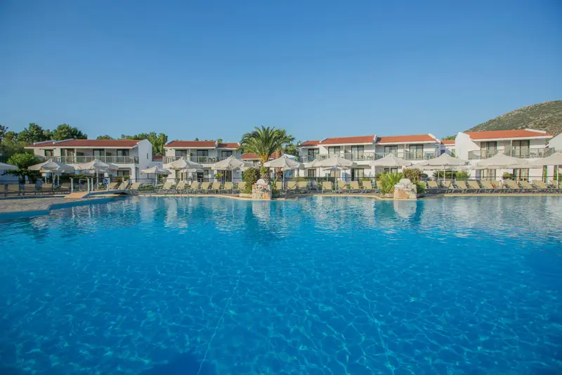 Golden Coast Hotel & Bungalows