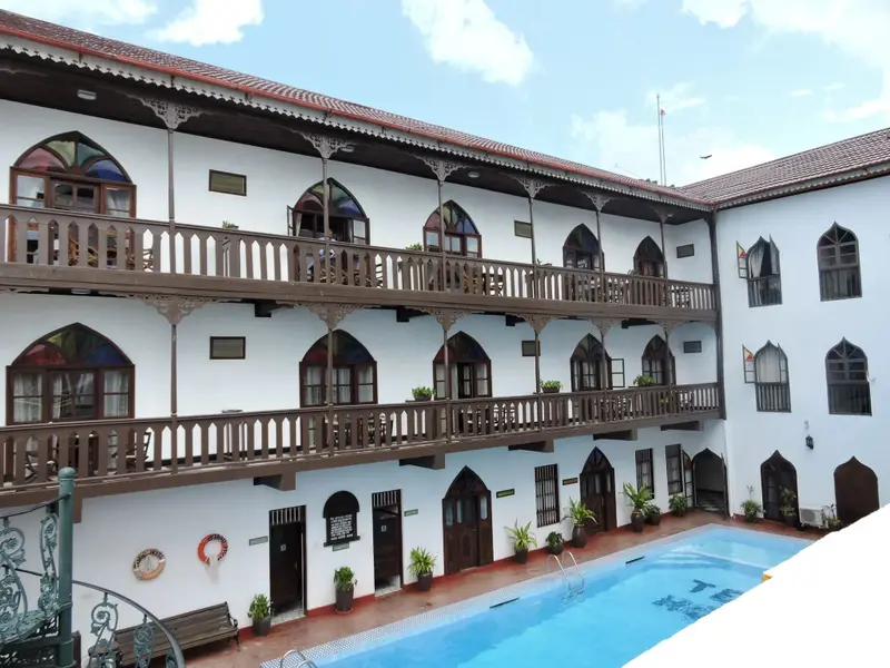 Tembo House Hotel & Apartments