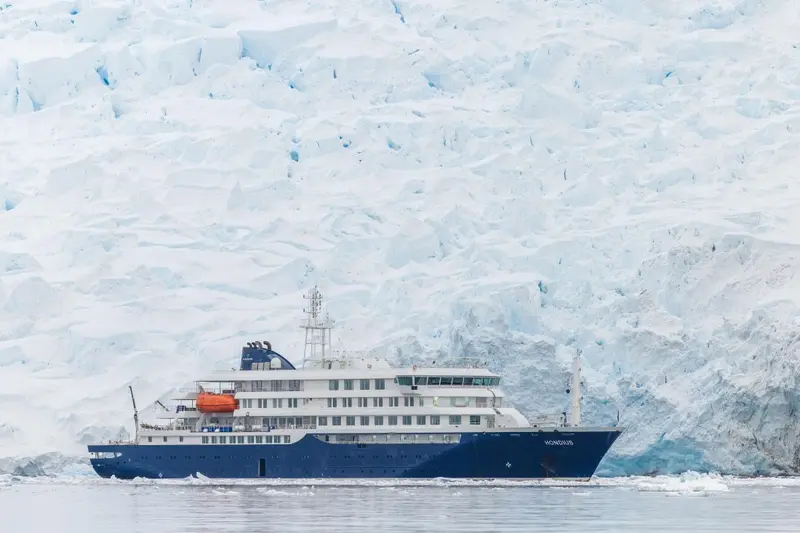 Hondius Antarctica Diving