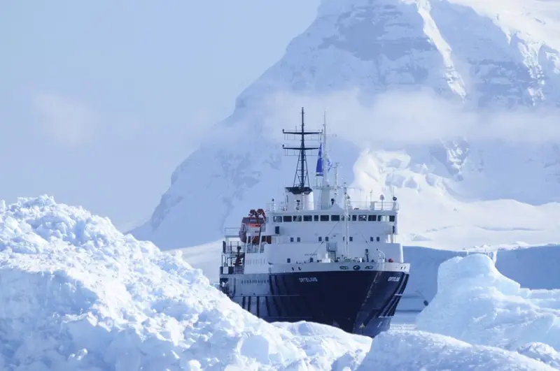 Ortelius Antarctica Diving