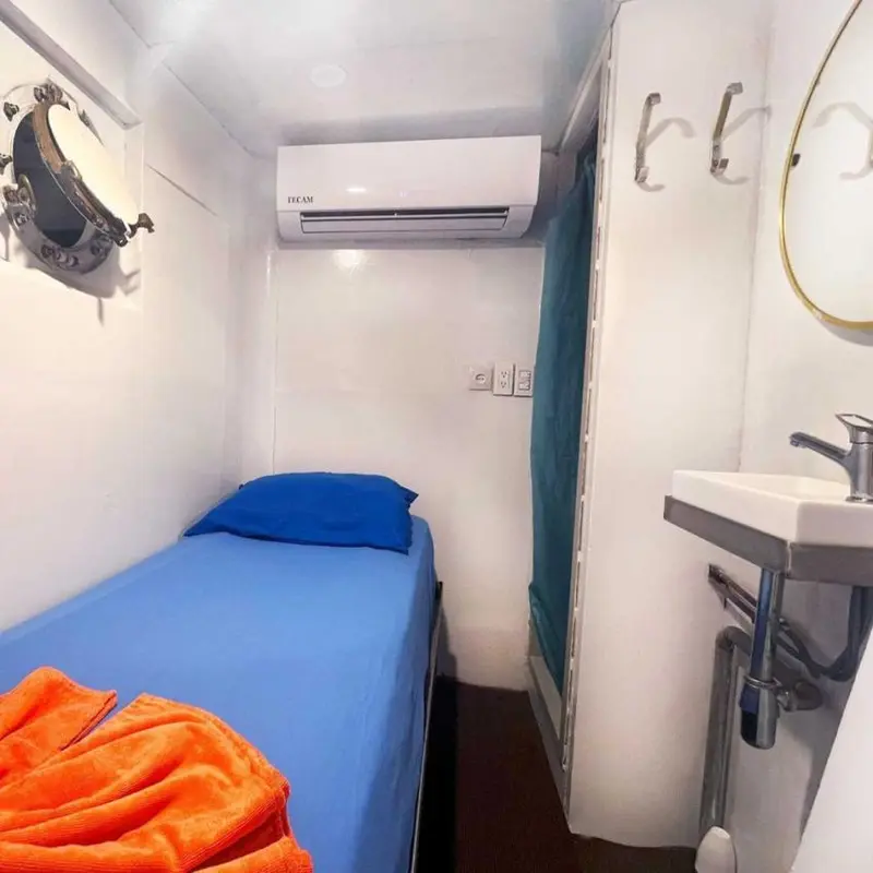 Cabine individuelle Portside