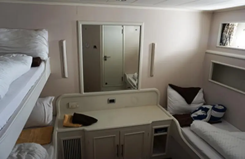 Cabina tripla