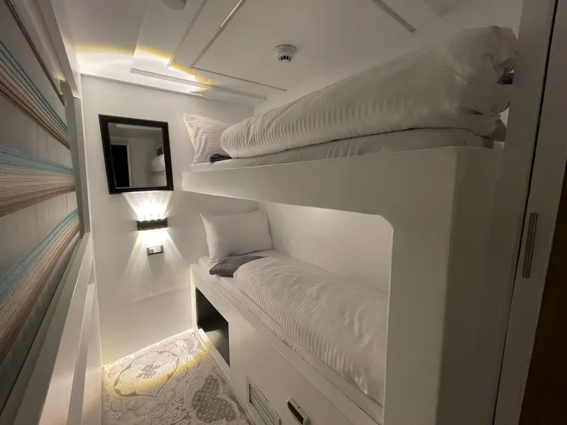 Upper Deck Twin Cabin