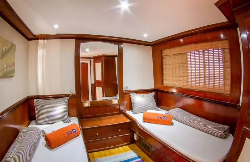 Cabina twin, ponte superiore
