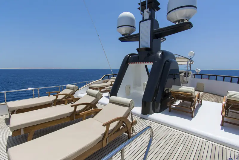 Golden Dolphin IV