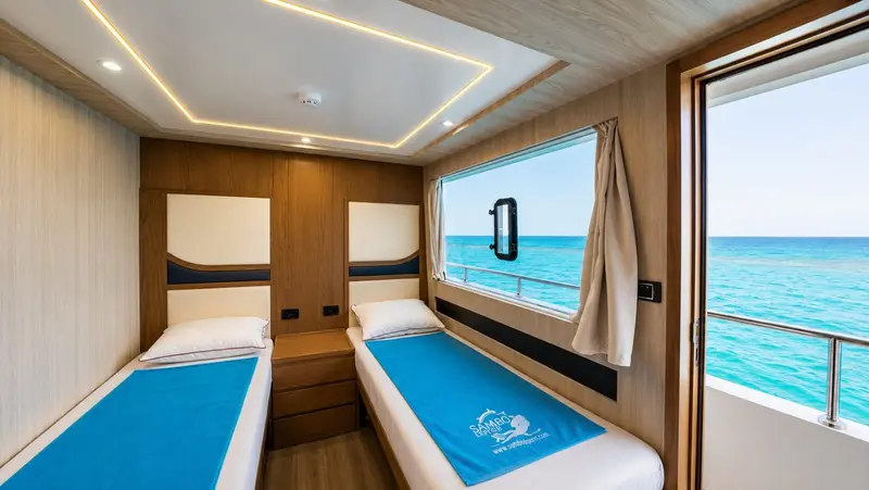 Twin Bed - Upper Sea View