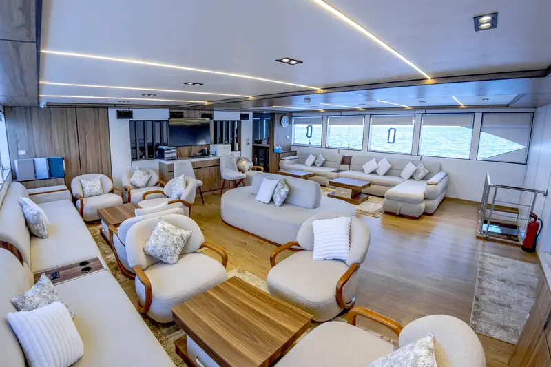 Reef Voyager
