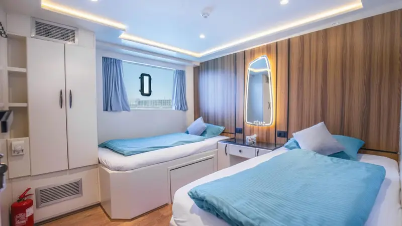 Standard Suite (Twin) - Main Deck