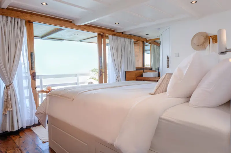 Fam Cabin - Main Deck