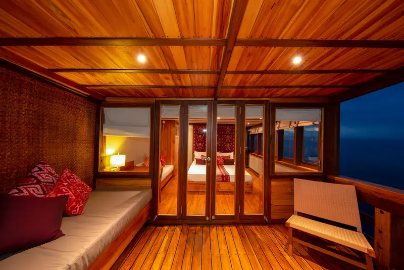 Cabines master, pont principal