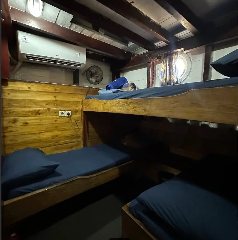 Twin Cabin