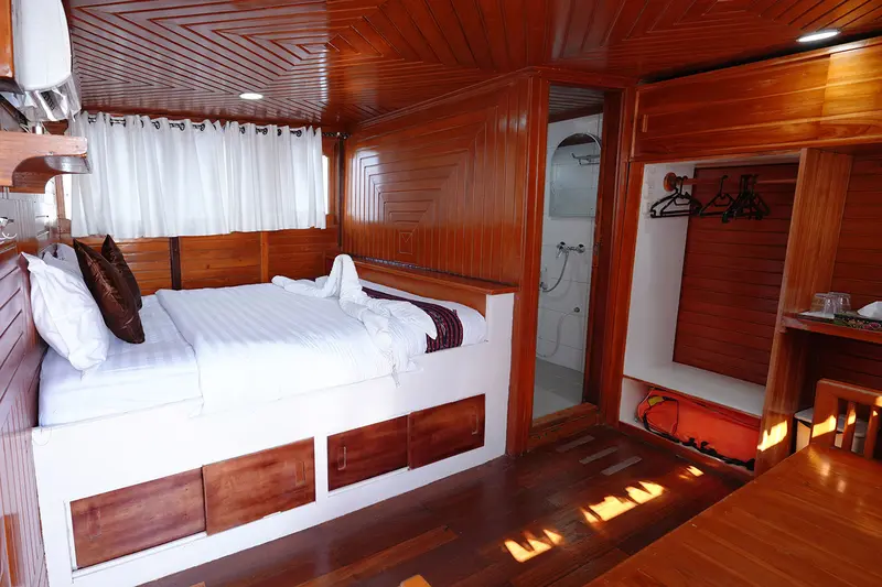 Cabina master