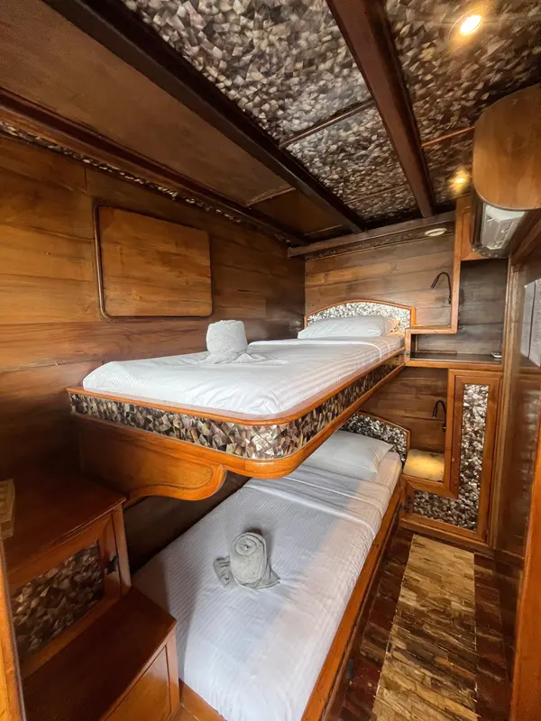 Marylin Luxury Bunk Bed Cabin