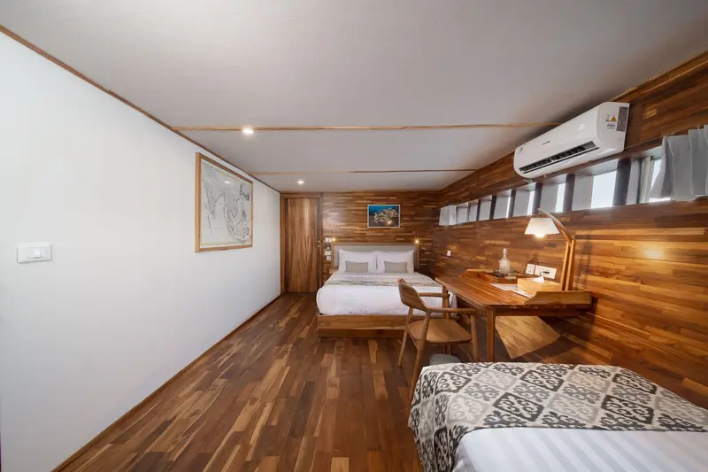 Superior Cabin