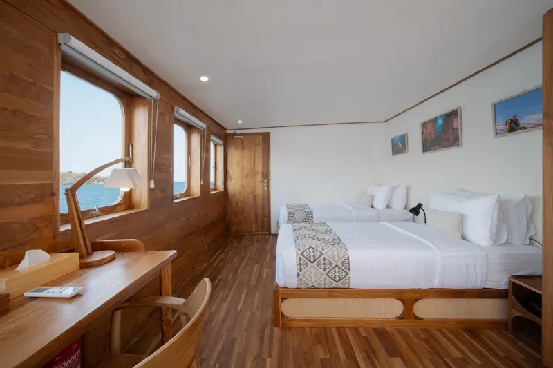 Grand Deluxe Cabin